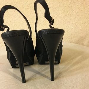 Herstyle black pumps